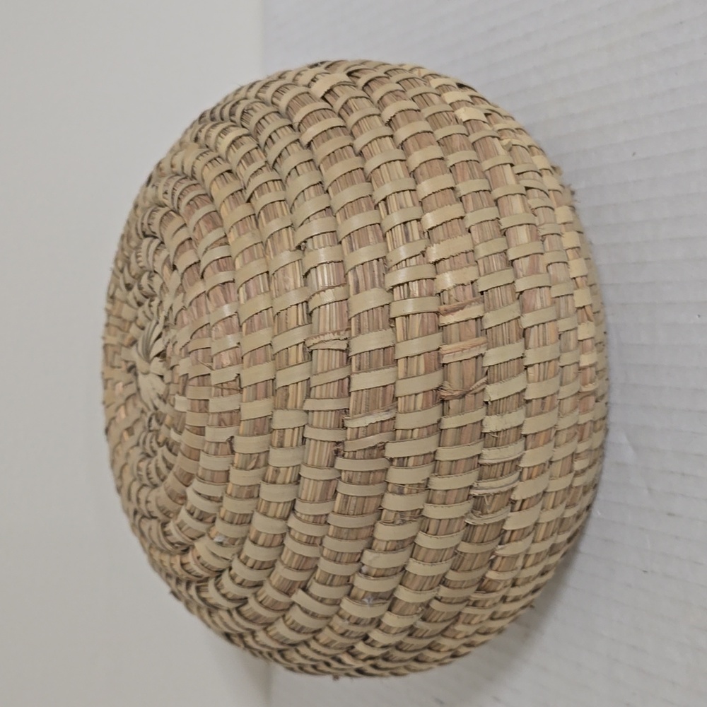 South Carolina Handwoven Sweetgrass Basket - Picture 10 of 16